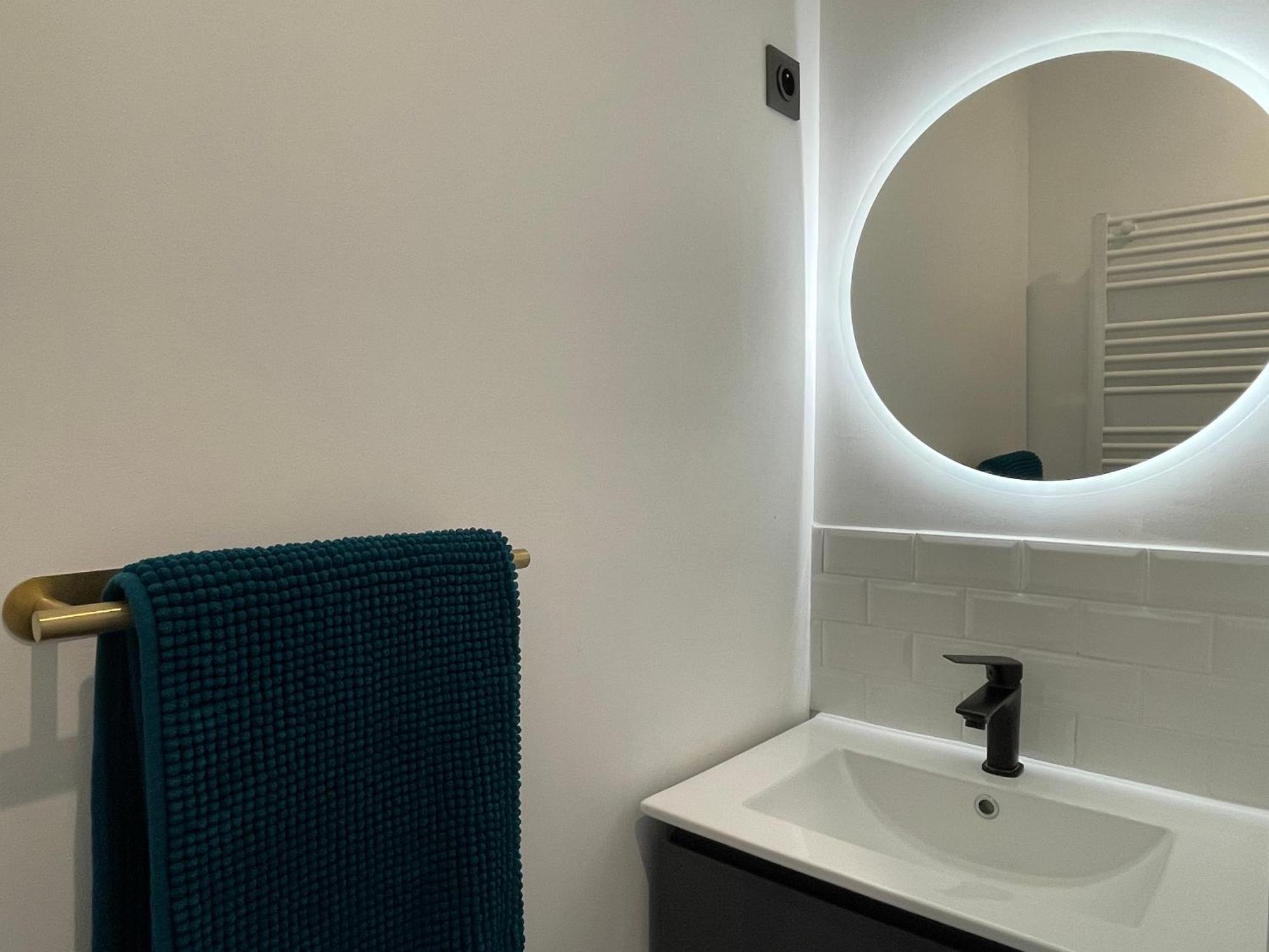 Les 3 Suites - 6 Personnes - 3 Chambres Avec Sdb Privatives Lens Kültér fotó