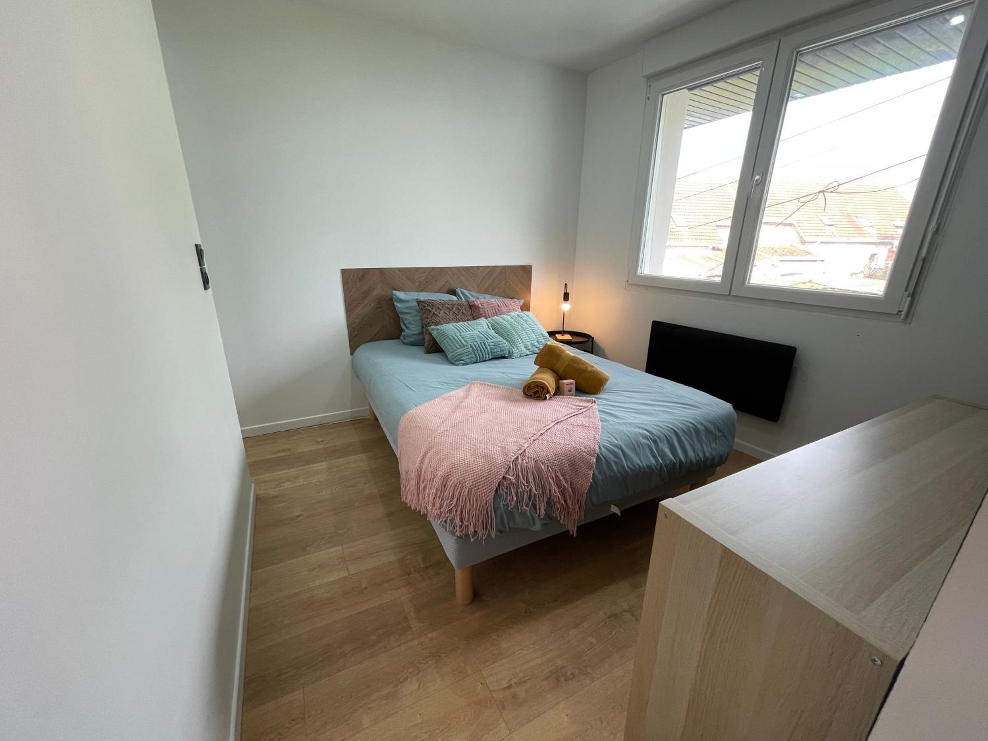 Les 3 Suites - 6 Personnes - 3 Chambres Avec Sdb Privatives Lens Kültér fotó