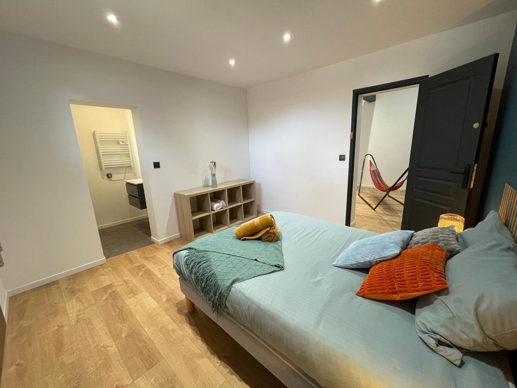Les 3 Suites - 6 Personnes - 3 Chambres Avec Sdb Privatives Lens Kültér fotó